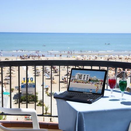 Hotel Usa ريميني الغرفة الصورة